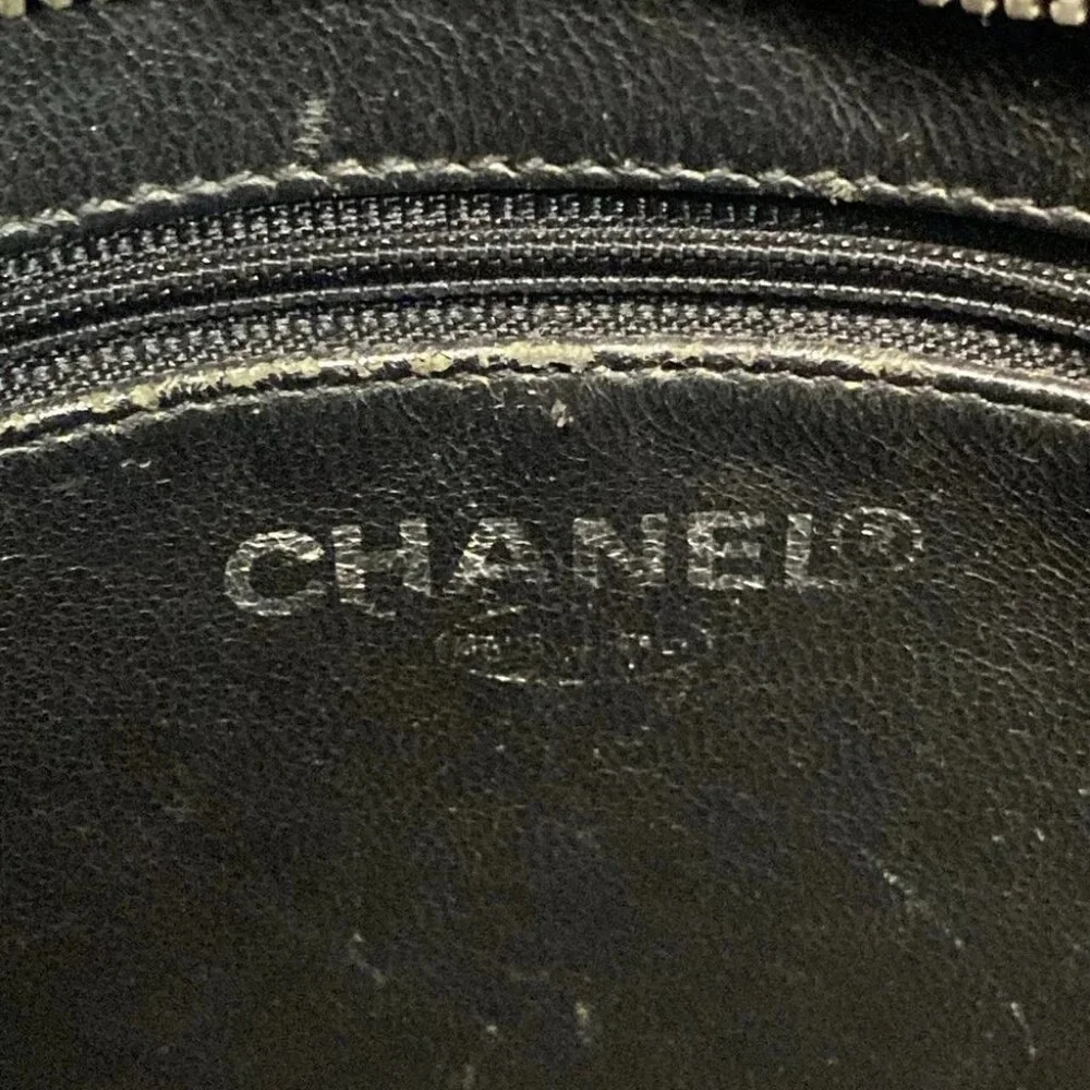 CHANEL Caviar Medallion Tote Black Calfskin Tote Bag - Picture 14 of 15